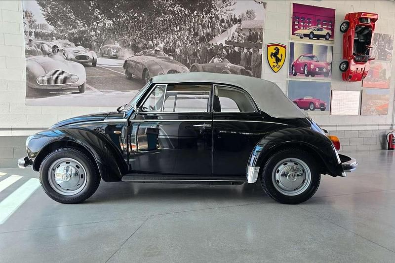 Usata VW Beetle Cabriolet 35 CV (25 kW) 1979 Nero Cabrio