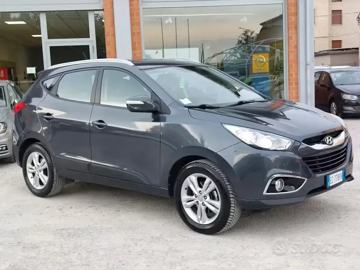 Usata Hyundai ix35 Comfort 136 CV (100 kW) 2010 Grigio SUV