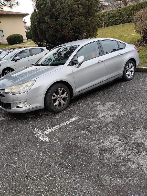 Usata Citroën C5 140 CV (102 kW) 2011 Grigio Berlina