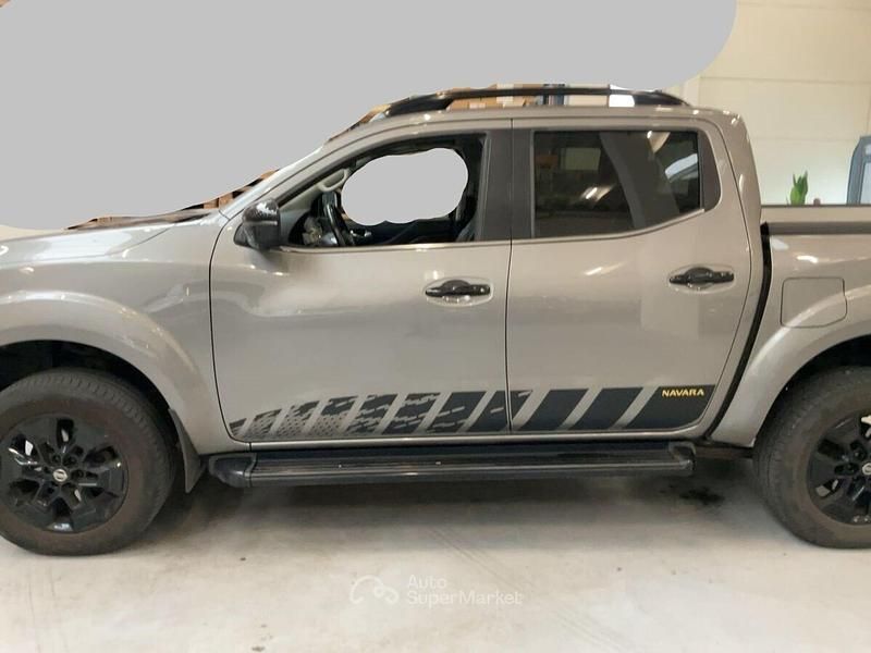 Usata Nissan Navara N-Guard 190 CV (139 kW) 2020 Grigio Pick-up