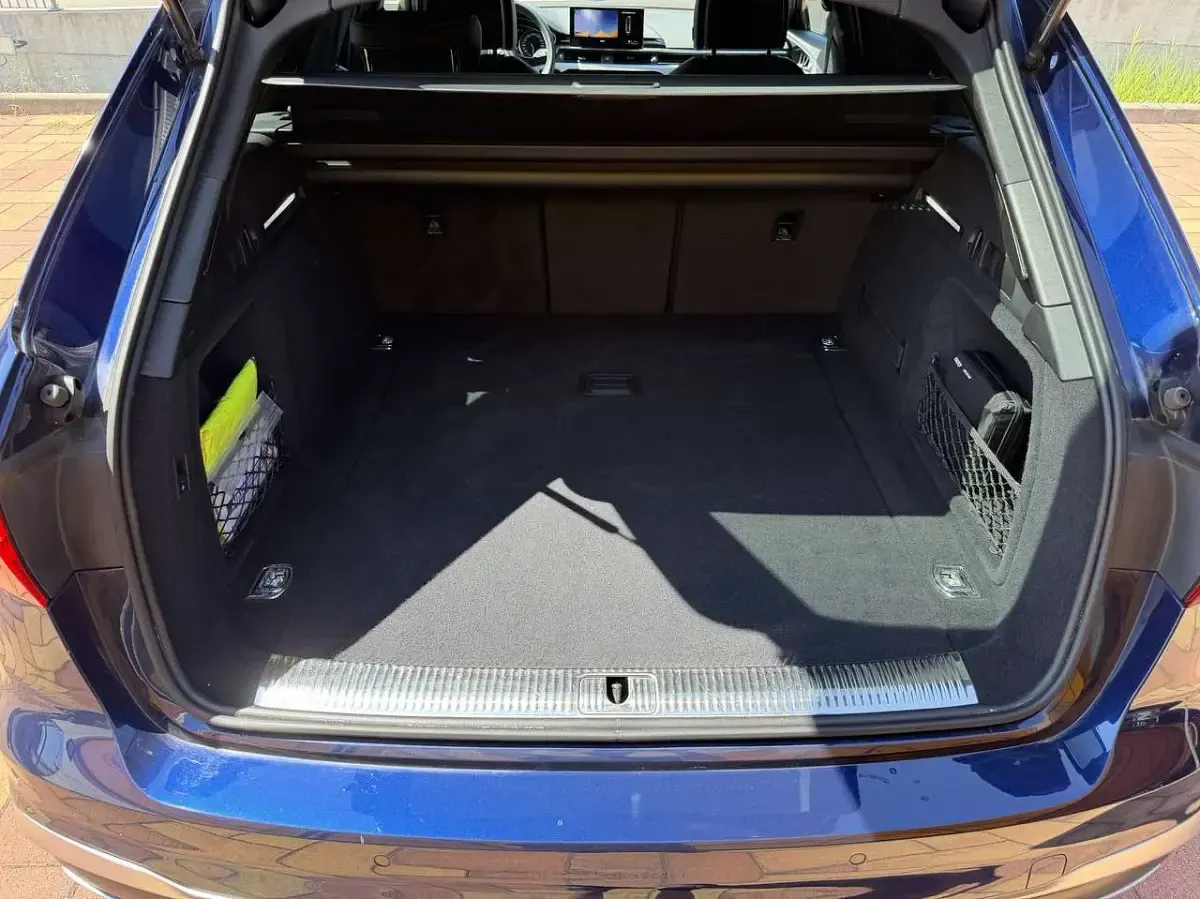 Usata Audi A4 S-Line 170 CV (125 kW) 2023 Blu/azzurro Station wagon
