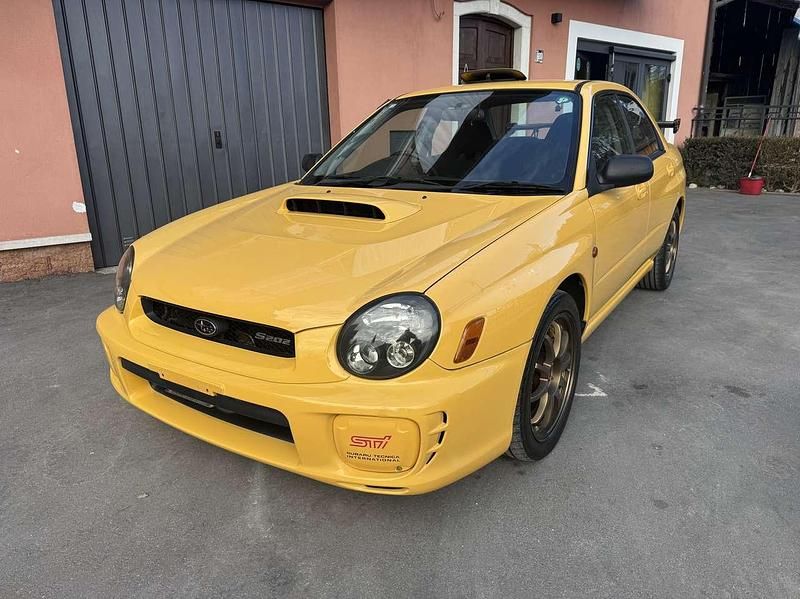 Usado Subaru Impreza 320 CV (235 kW) 2002 Amarillo Berlina