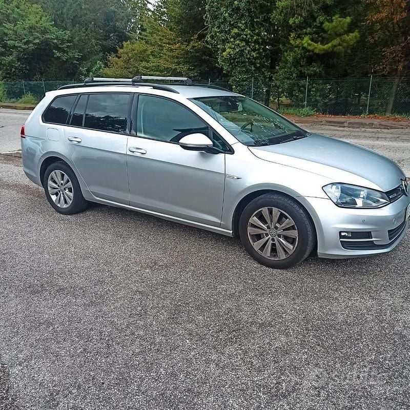 Usata VW Golf VII Business 110 CV (80 kW) 2016 Grigio Station wagon