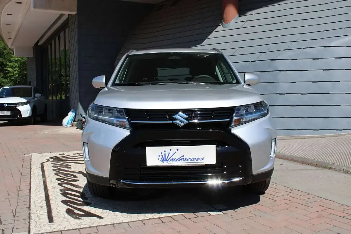 Nuova Suzuki Vitara Cool 110 CV (80 kW) 2026 Argento SUV