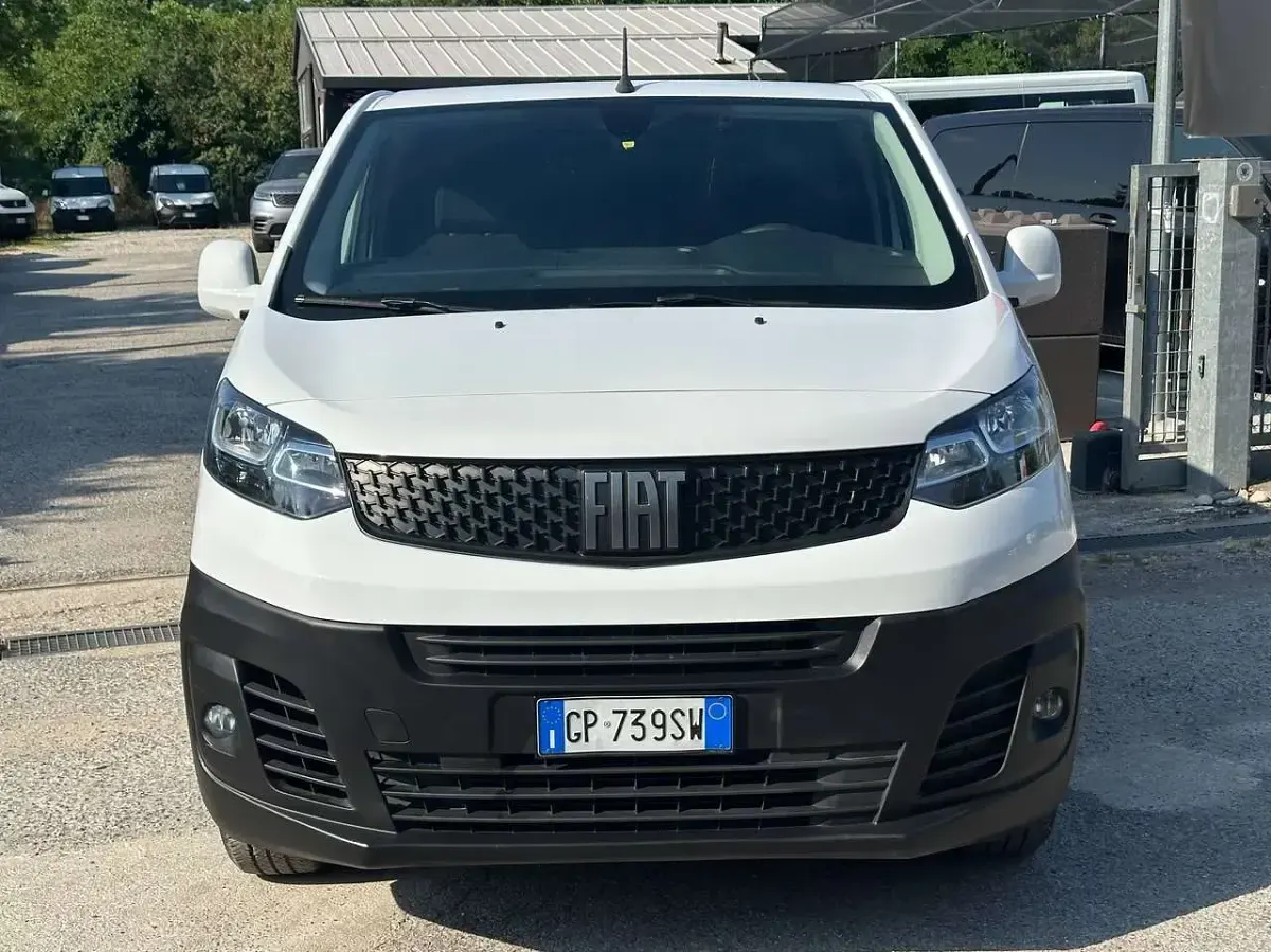 Usata Fiat Scudo 120 CV (88 kW) 2023 Bianco Furgone