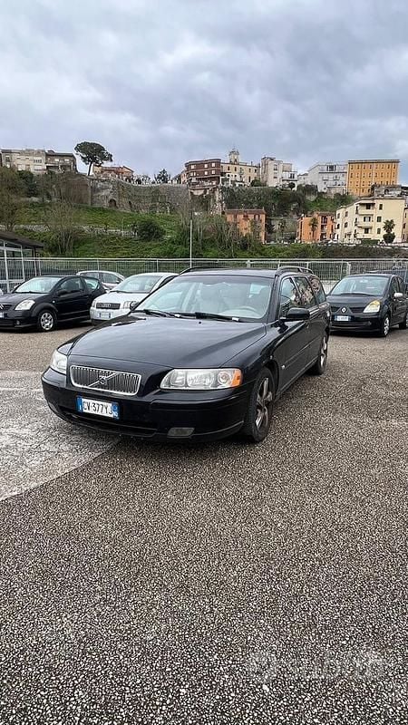 Usata Volvo V70 Summum 163 CV (119 kW) 2005 Nero Station wagon