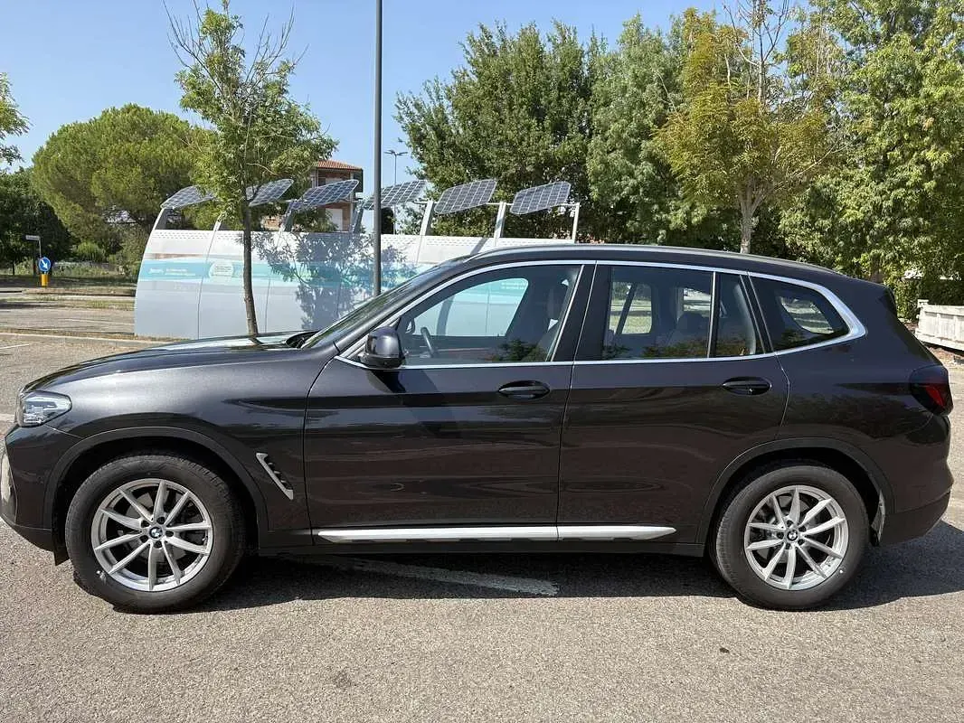 Usata BMW X3 Comfort Edition 150 CV (110 kW) 2023 Marrone SUV