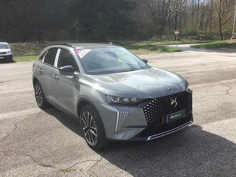 Grigio Nuova 2025 DS Automobiles DS7 Crossback SUV | 39.200 € - Immagine 1/4