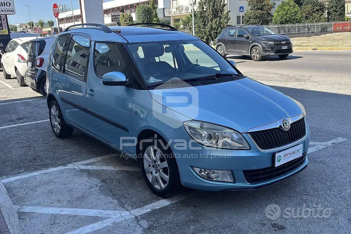 Usata Skoda Roomster Style 75 CV (55 kW) 2011 Bluazzurro Monovolume