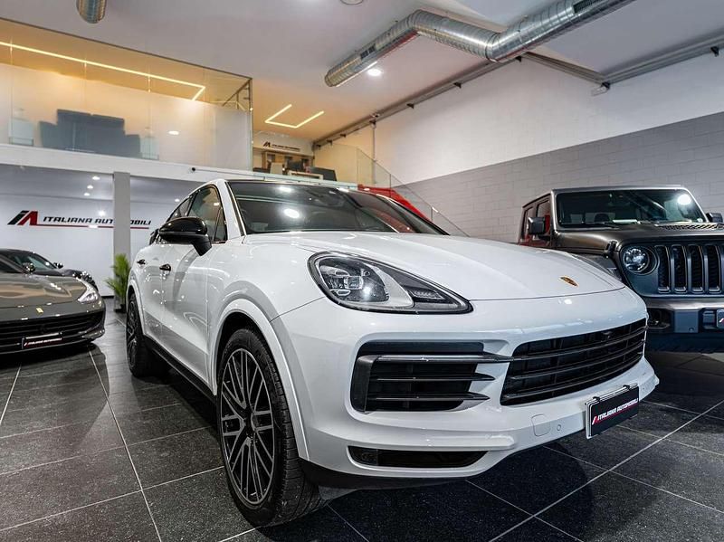 Usata Porsche Cayenne Coupe 340 CV (250 kW) 2019 Bianco Coupé