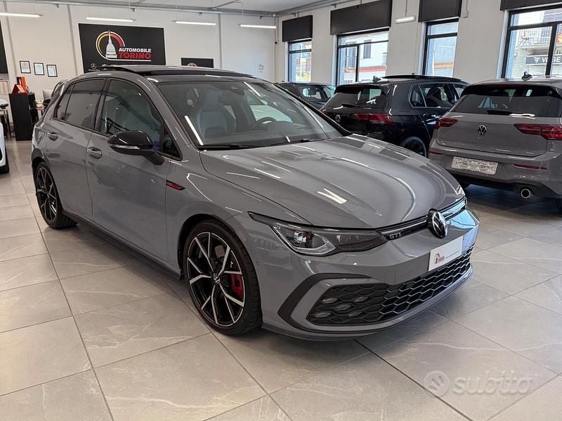 Usata VW Golf VIII GTI 245 CV (180 kW) 2024 Grigio Berlina