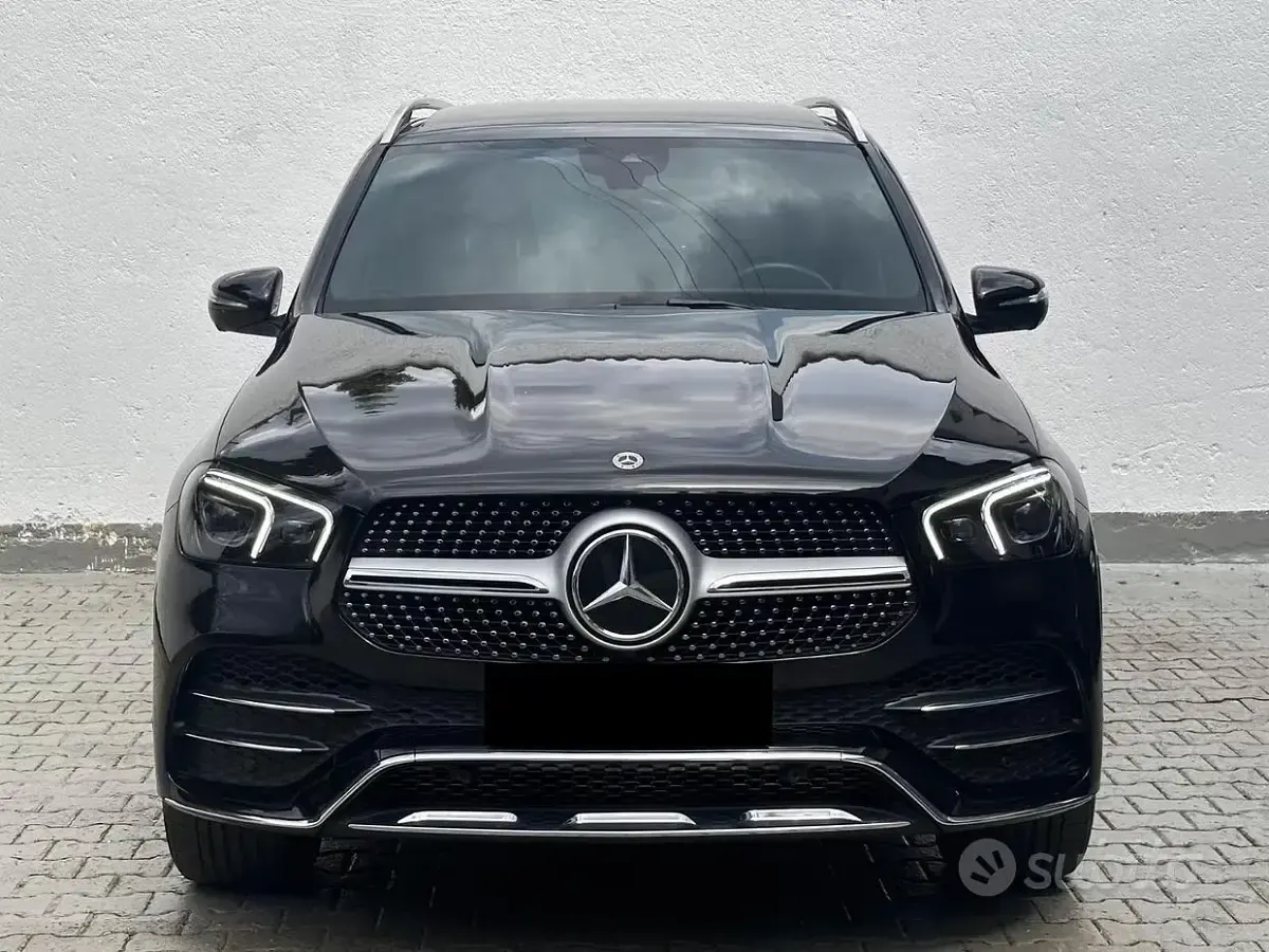 Usata Mercedes GLE400 Premium 330 CV (242 kW) 2024 Nero SUV