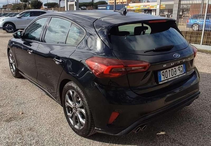 Usata Ford Focus ST-Line 116 CV (85 kW) 2023 Nero Berlina
