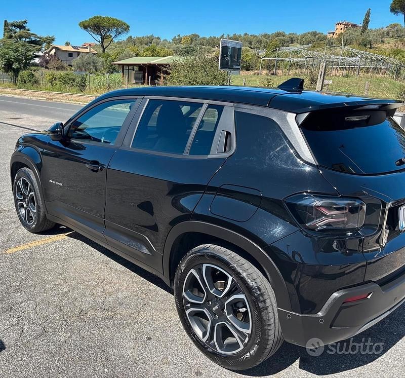 Usata Jeep Avenger Summit 101 CV (74 kW) 2023 Nero SUV