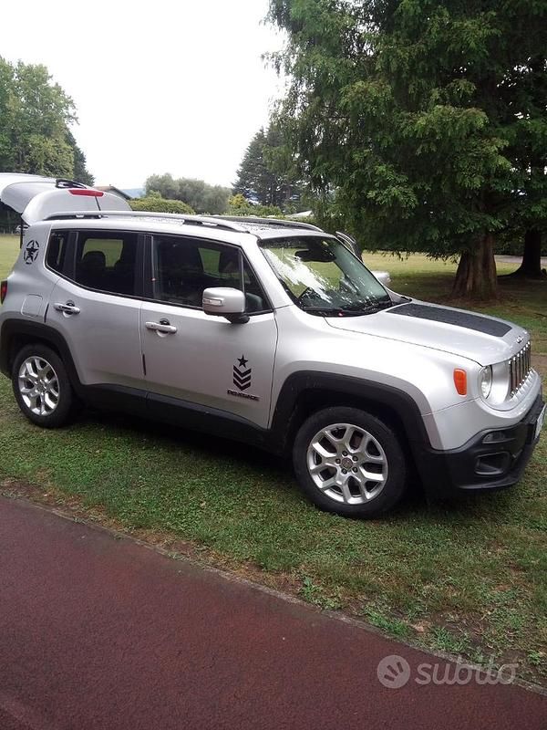 Usata Jeep Renegade 120 CV (88 kW) 2016 Grigio SUV