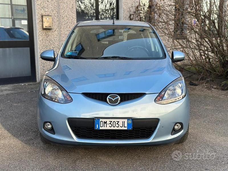 Usata Mazda 2 86 CV (63 kW) 2008 Blu Utilitaria