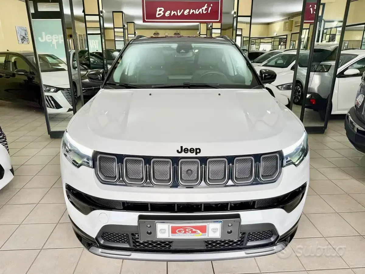 Usata Jeep Compass 131 CV (96 kW) 2024 Bianco SUV