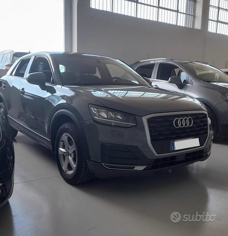 Usata Audi Q2 Business 115 CV (84 kW) 2019 Grigio SUV