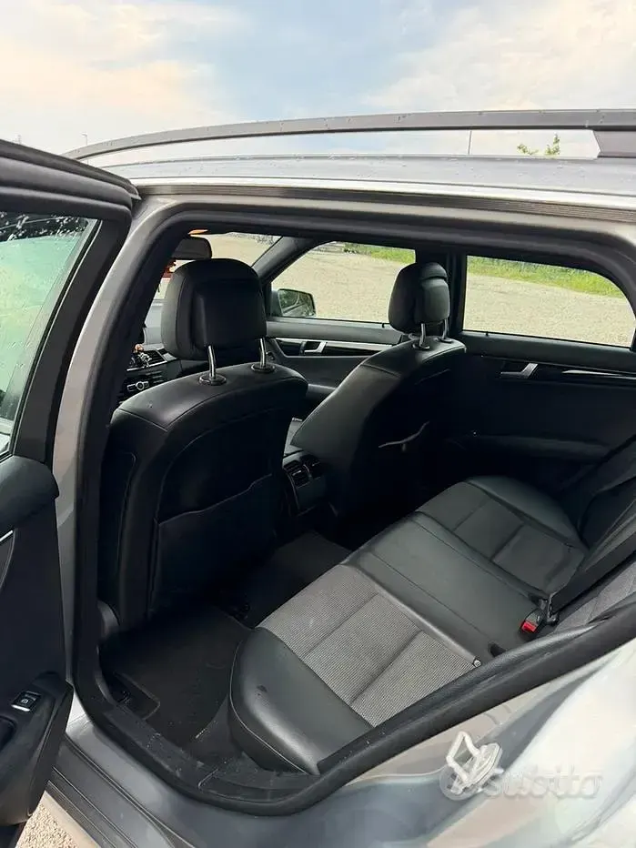 Usata Mercedes C220 170 CV (125 kW) 2013 Grigio Station wagon