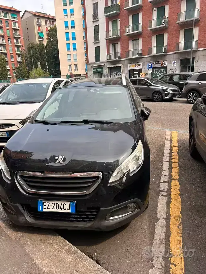 Usata Peugeot 2008 82 CV (60 kW) 2015 Nero SUV