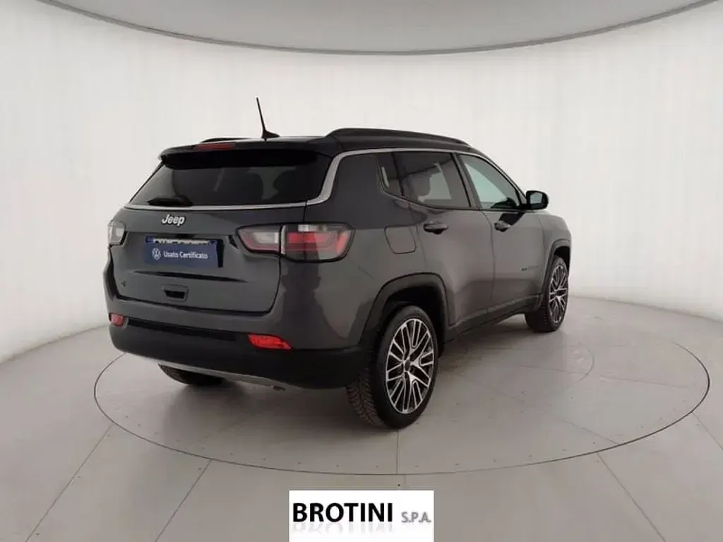 Usata Jeep Compass Limited 131 CV (96 kW) 2023 Grigio metallizzato SUV