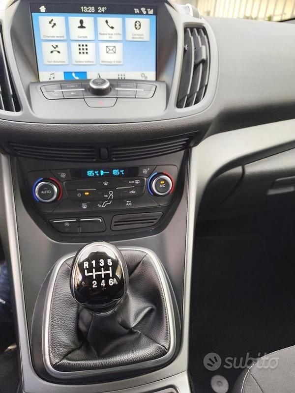 Usata Ford Kuga Business Edition 120 CV (88 kW) 2018 Nero SUV