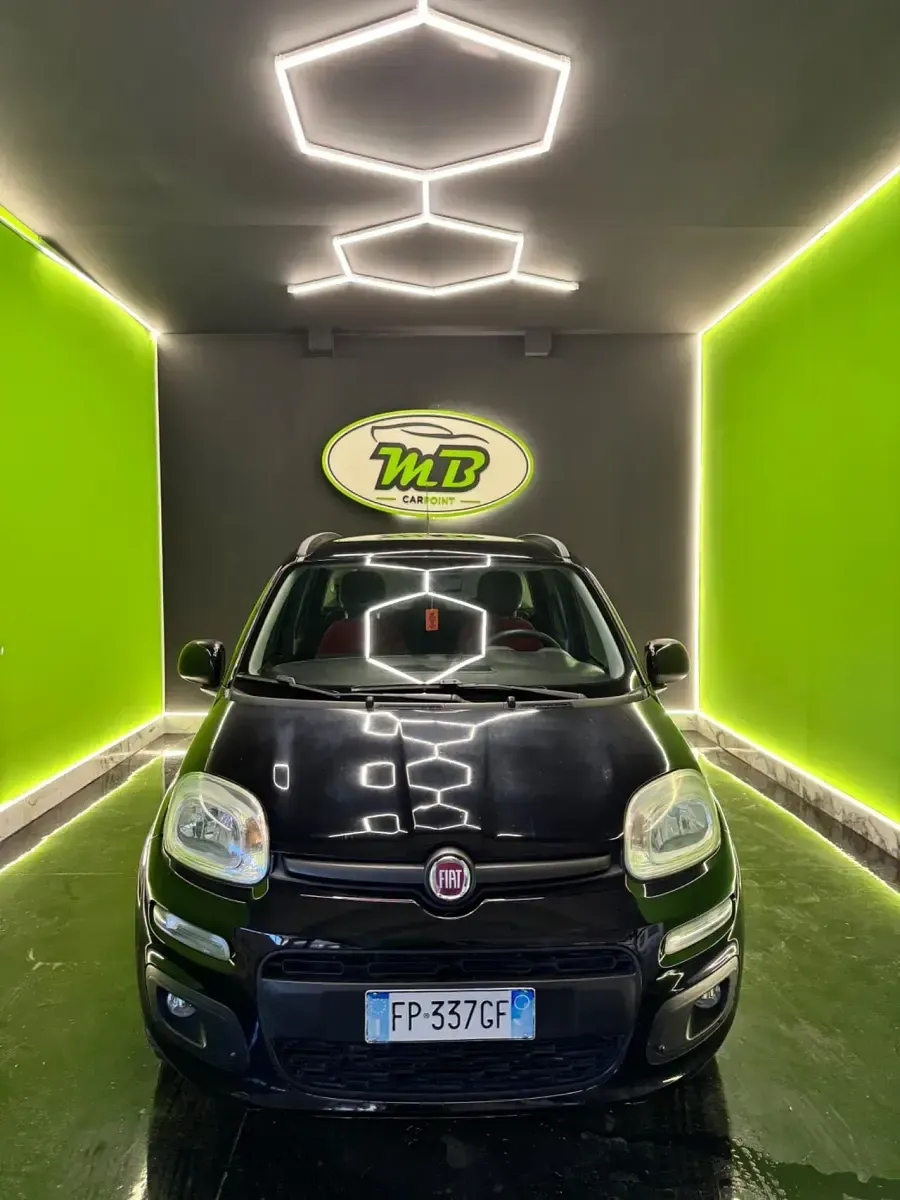 Usata Fiat Panda Lounge 95 CV (69 kW) 2018 Nero Utilitaria
