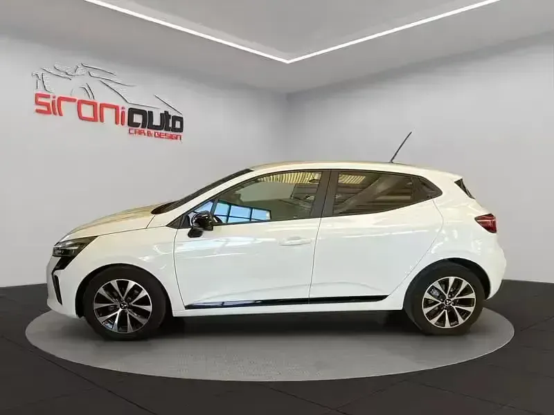 Usata Mitsubishi Colt Invite 91 CV (66 kW) 2024 Bianco Utilitaria