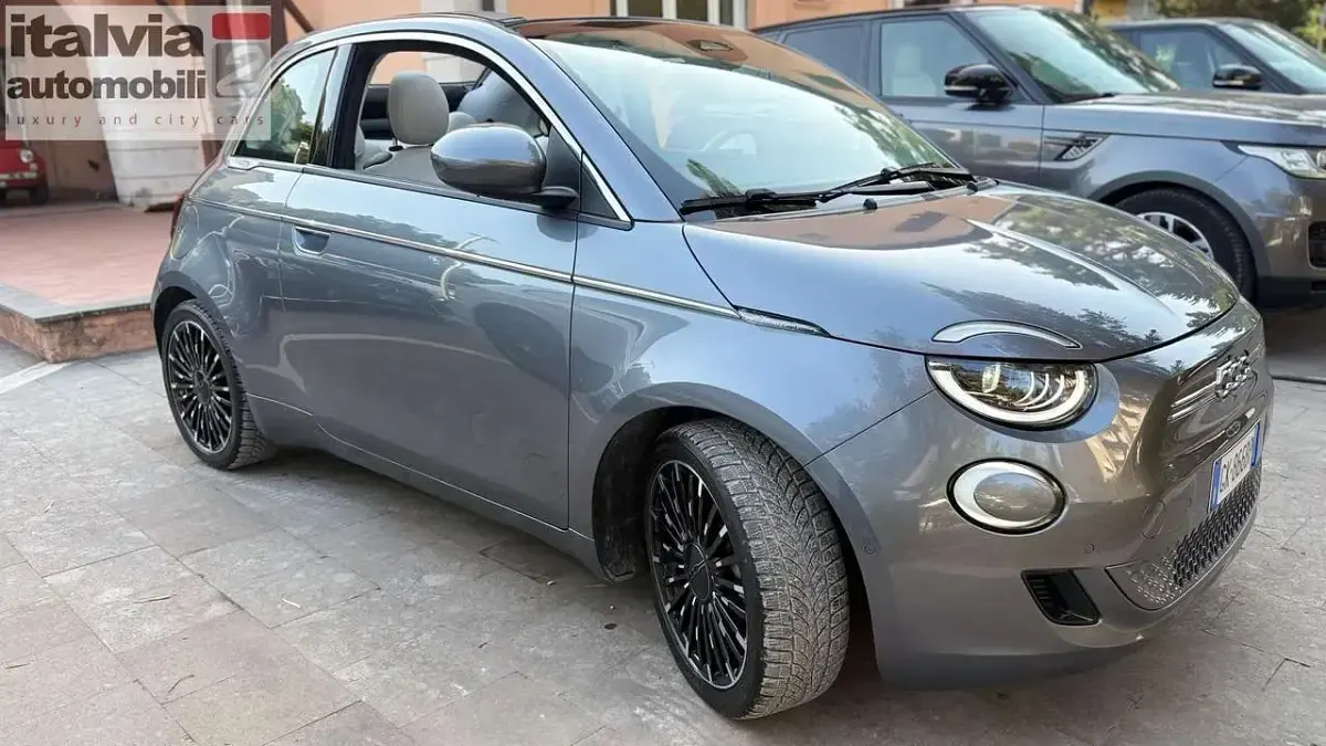 Usata Fiat 500e La Prima 86 kW (118 CV) 2022 Other Cabrio