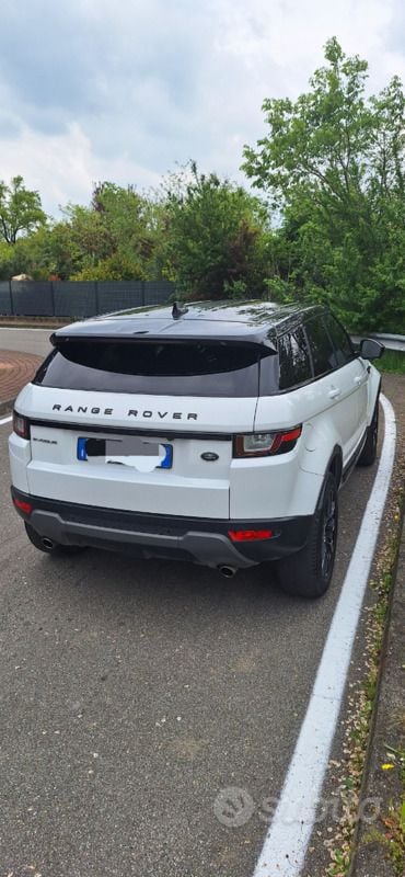 Bianco Usata 2019 Land Rover Range Rover SE Dynamic SUV | 19.800 € (Super prezzo) - Immagine 1/4