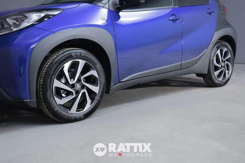 Nuova Toyota Aygo X Trend 72 CV (52 kW) 2025 Blue juniper SUV