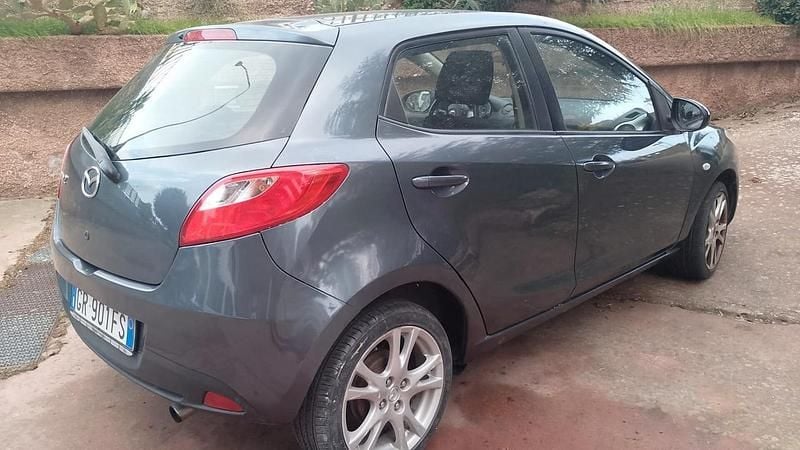 Usata Mazda 3 84 CV (61 kW) 2007 Grigio Berlina