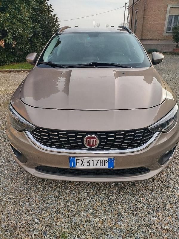 Usata Fiat Tipo 120 CV (88 kW) 2019 Station wagon