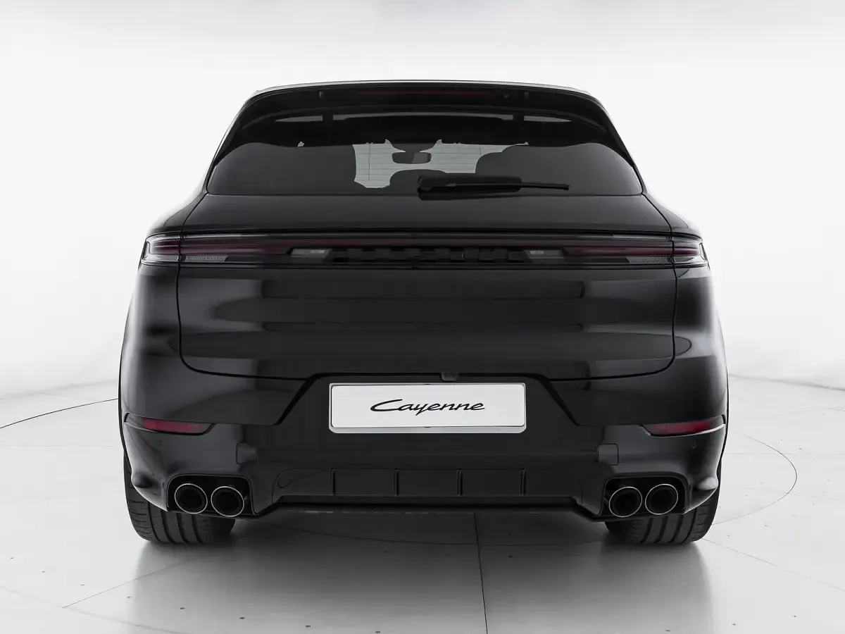 Nuova Porsche Cayenne 2026 Nero cromite metallizzato SUV