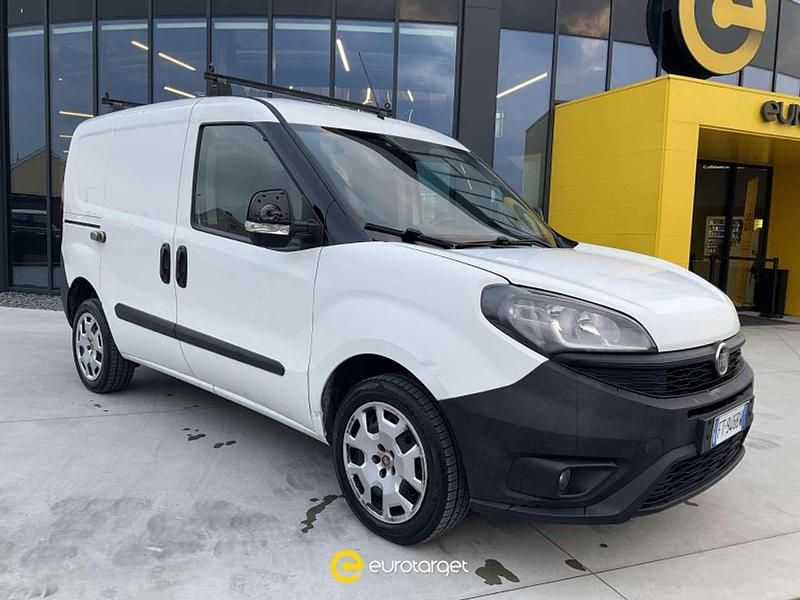 Usata Fiat Doblò 120 CV (88 kW) 2018 Bianco Monovolume