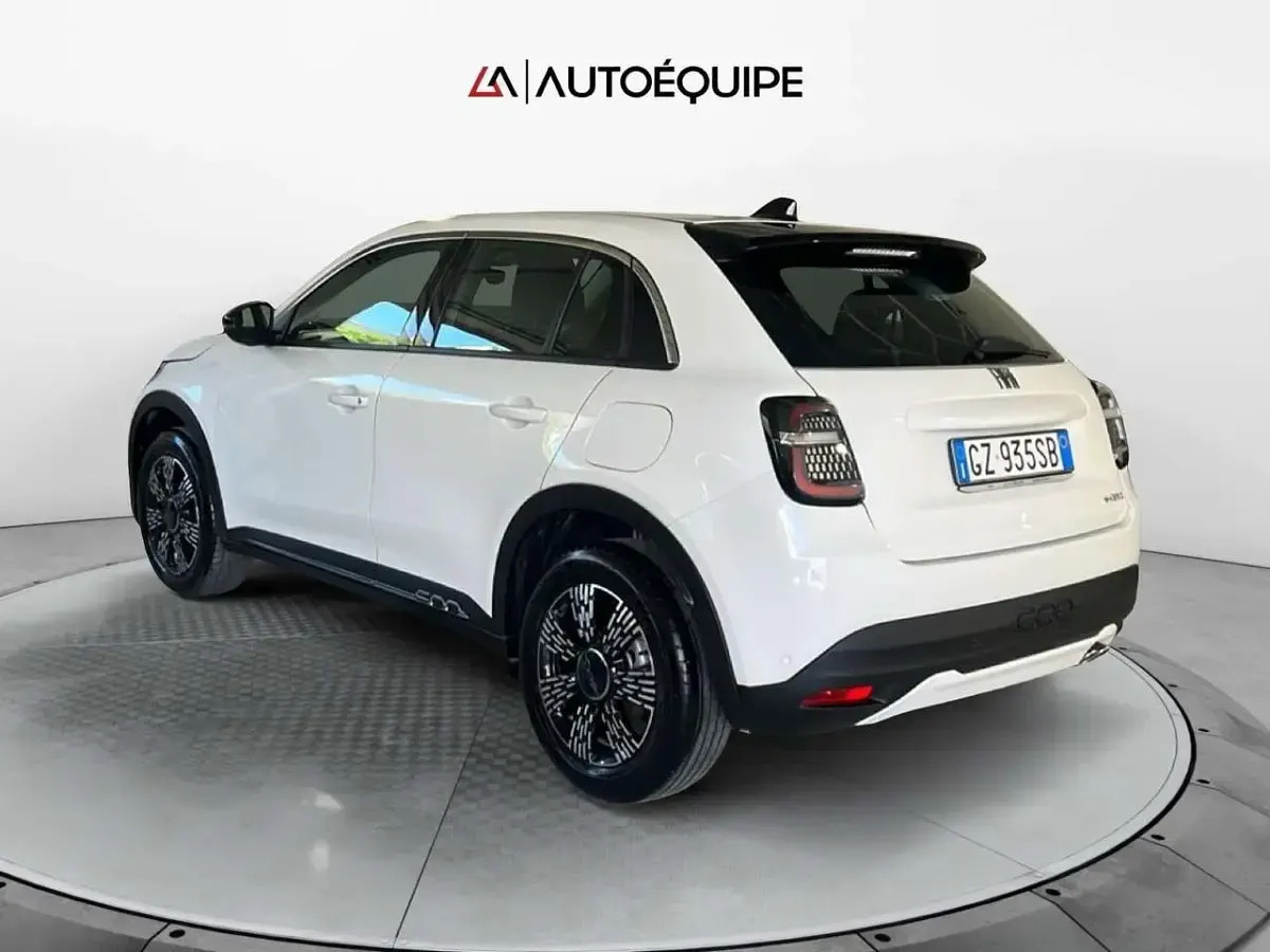 Usata Fiat 600 Pop 145 CV (106 kW) 2025 Bianco SUV