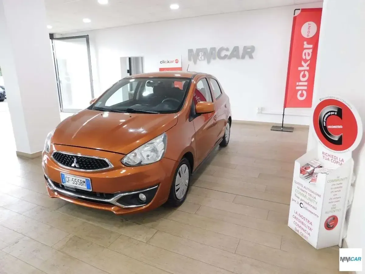 Usata Mitsubishi Space Star Invite 71 CV (52 kW) 2019 Bronzo Utilitaria