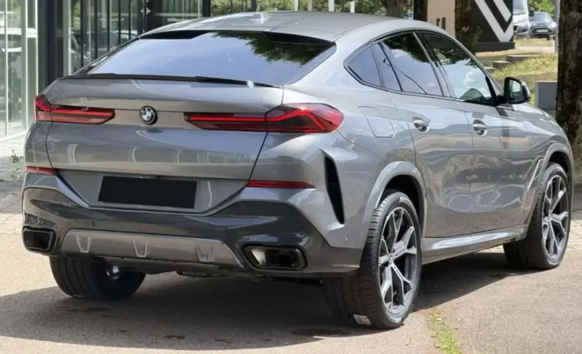 Usata BMW X6 M Sport 298 CV (219 kW) 2025 Grigio SUV