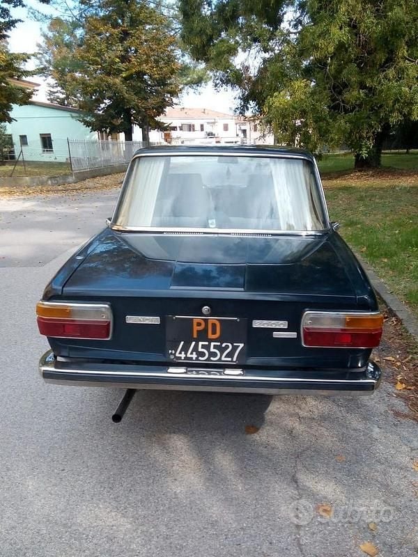 Usata Lancia 2000 1970 Berlina