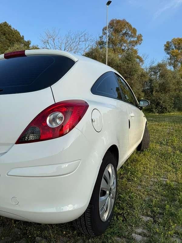 Usata Opel Corsa 86 CV (63 kW) 2015 Bianco Utilitaria