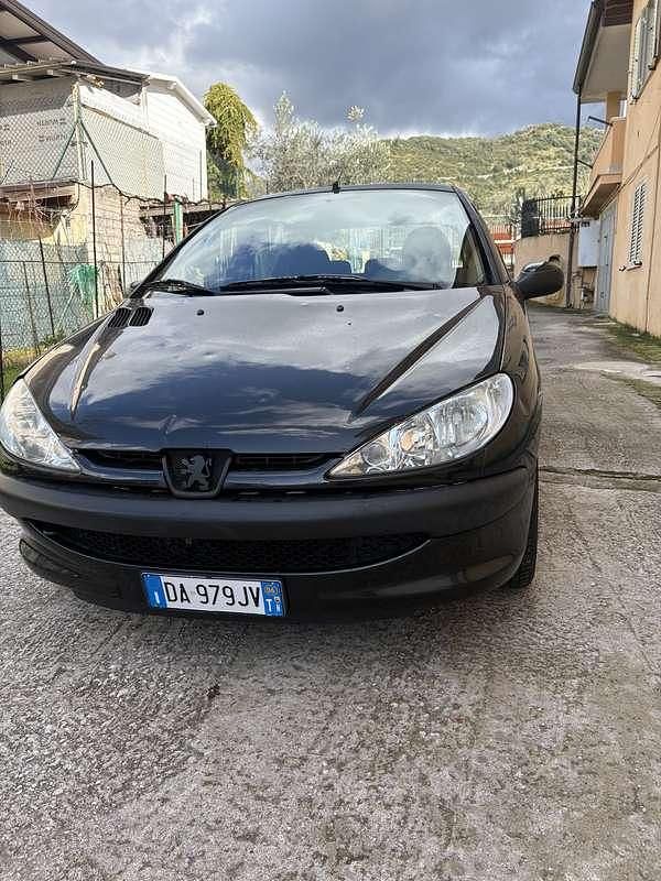 Usata Peugeot 206 75 CV (55 kW) 2006 Nero Berlina