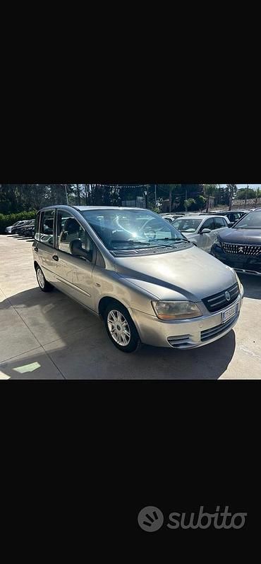 Usata Fiat Multipla 2007 Grigio Monovolume