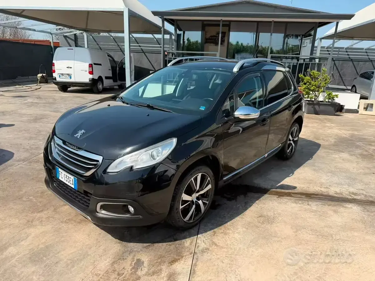 Usata Peugeot 2008 Allure 99 CV (72 kW) 2016 Nero SUV