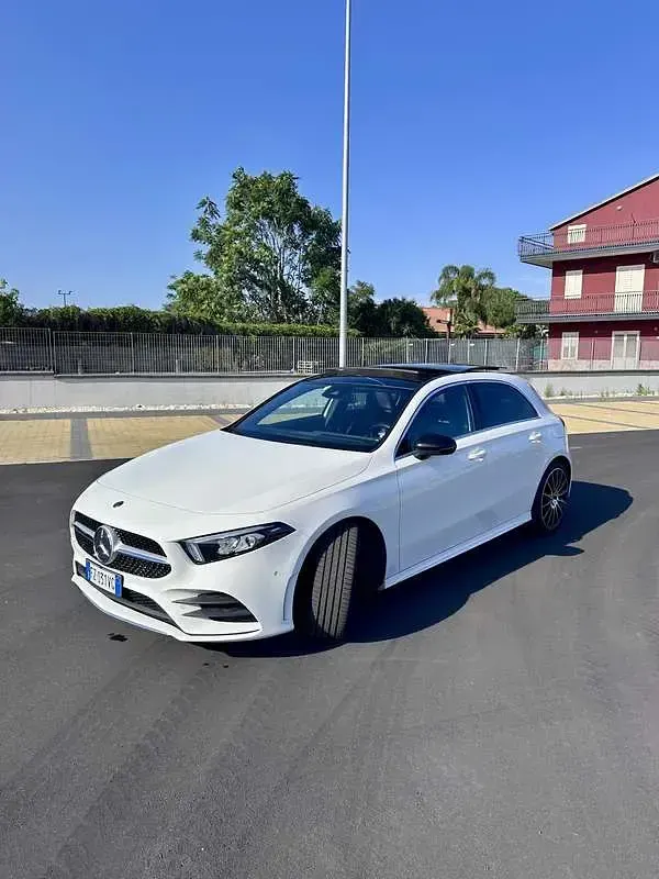 Usata Mercedes A180 Premium Plus 116 CV (85 kW) 2019 Bianco Berlina