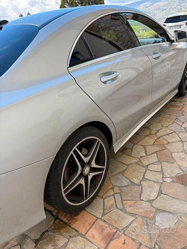 Usata Mercedes CLA220 AMG 177 CV (130 kW) 2015 Grigio Berlina