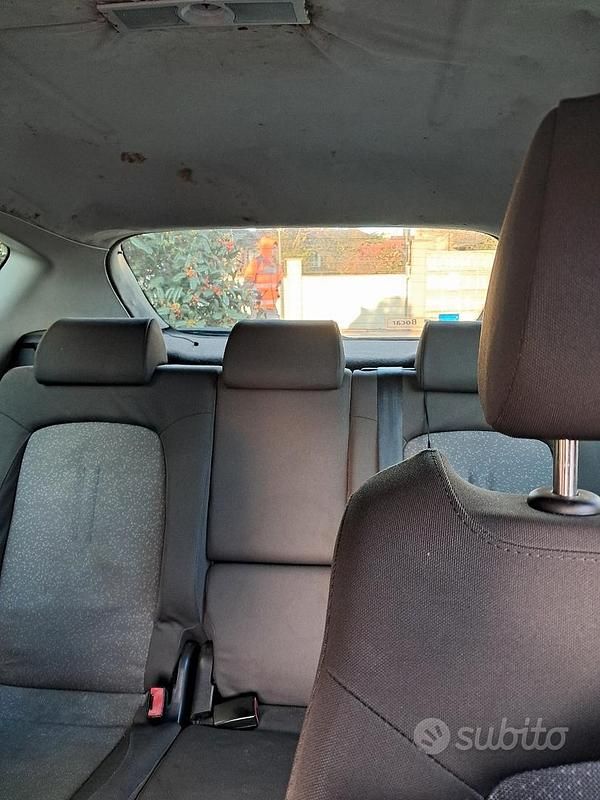 Usata Seat Altea 105 CV (77 kW) 2004 Monovolume