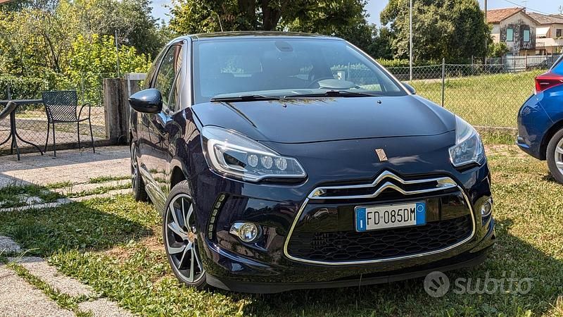 Usata DS Automobiles DS3 110 CV (80 kW) 2016 Blu Utilitaria