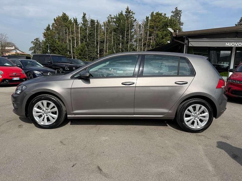 Usata VW Golf VII Comfortline 105 CV (77 kW) 2014 Grigio scuro metallizzato Berlina