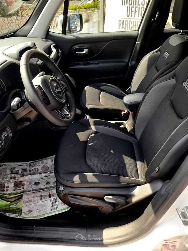 Usata Jeep Renegade 131 CV (96 kW) 2022 Bianco SUV