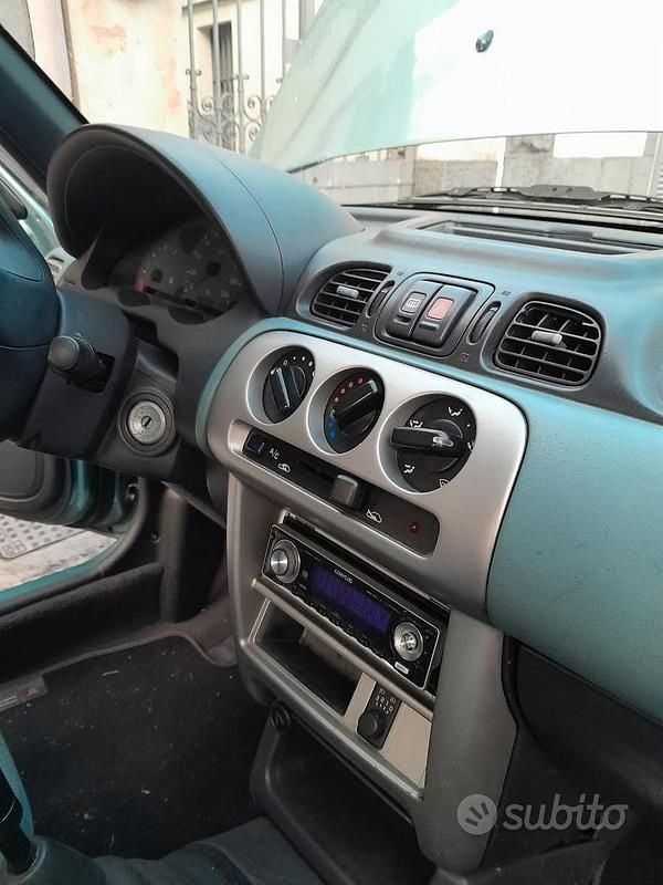 Usata Nissan Micra 2001 Verde Berlina